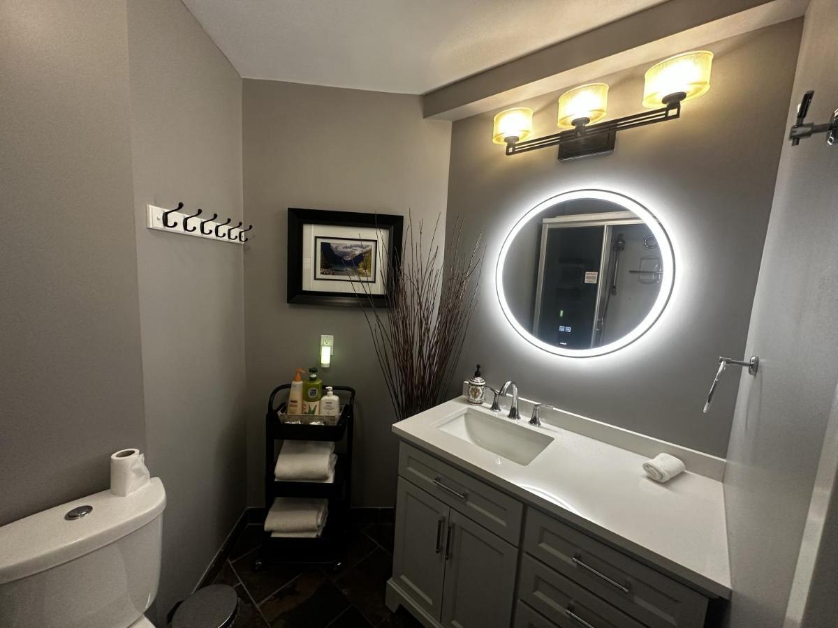 Luxury Two Queen Beds Condo - Grande Rockies Resort Indoor Parking Pool Hot Tub Gym Canmore Buitenkant foto