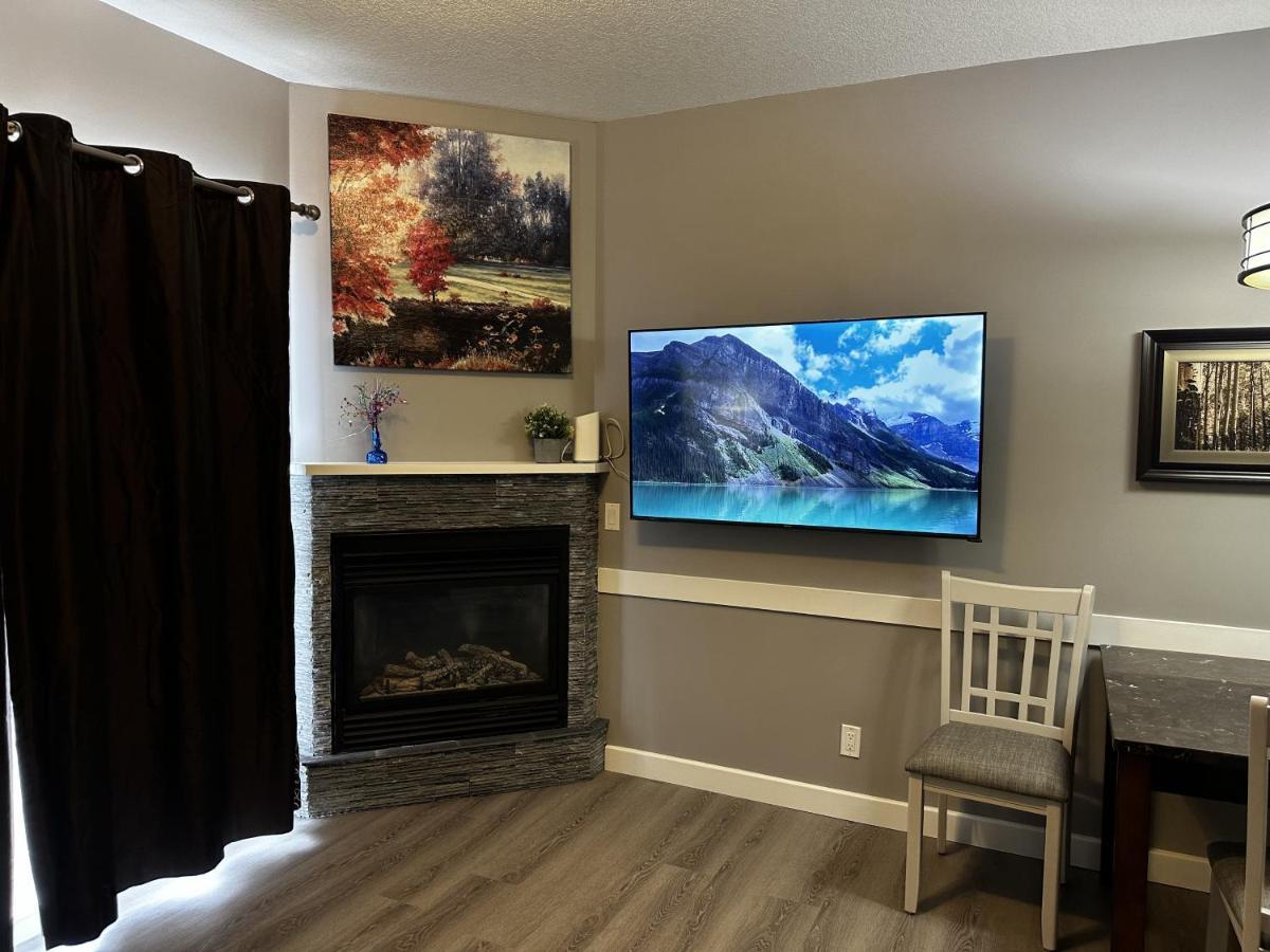 Luxury Two Queen Beds Condo - Grande Rockies Resort Indoor Parking Pool Hot Tub Gym Canmore Buitenkant foto